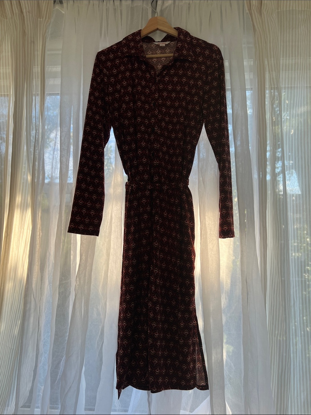 Women's Long Sleeve Midi Shirt Dress in Dark Burgundy Print